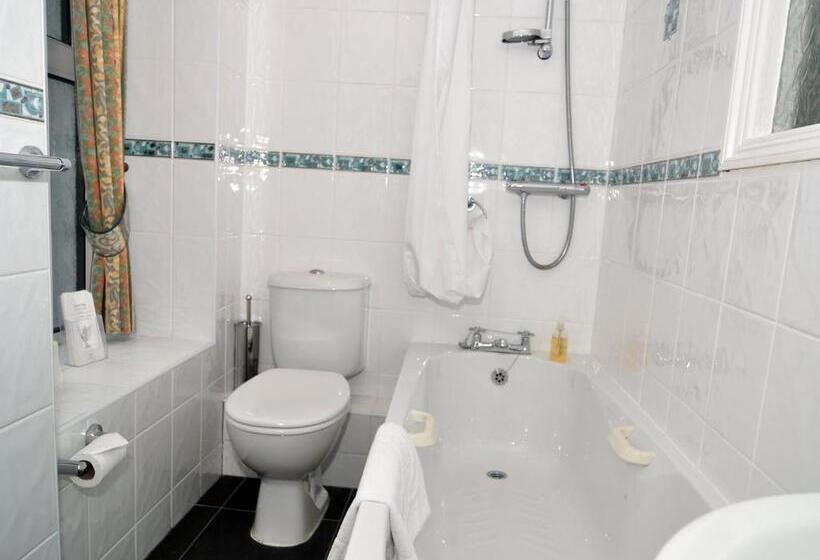 חדר סטנדרט, Brook House Inn