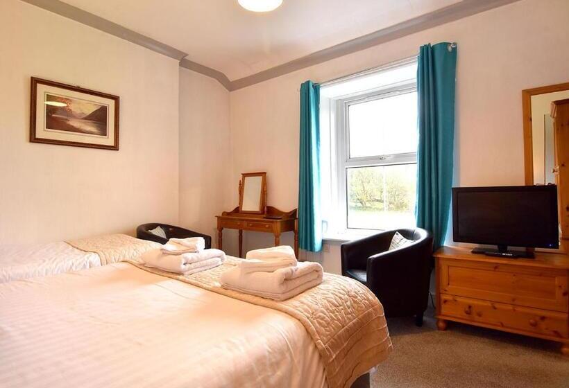 Номер Стандарт, Brook House Inn