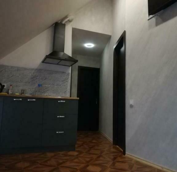 اتاق استاندارد سه نفره, Family Hotel Mtamta