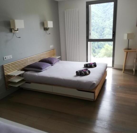 マウンテンビューファミリールーム, Auberge Des Isards