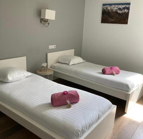 スタンダードルーム, Auberge Des Isards