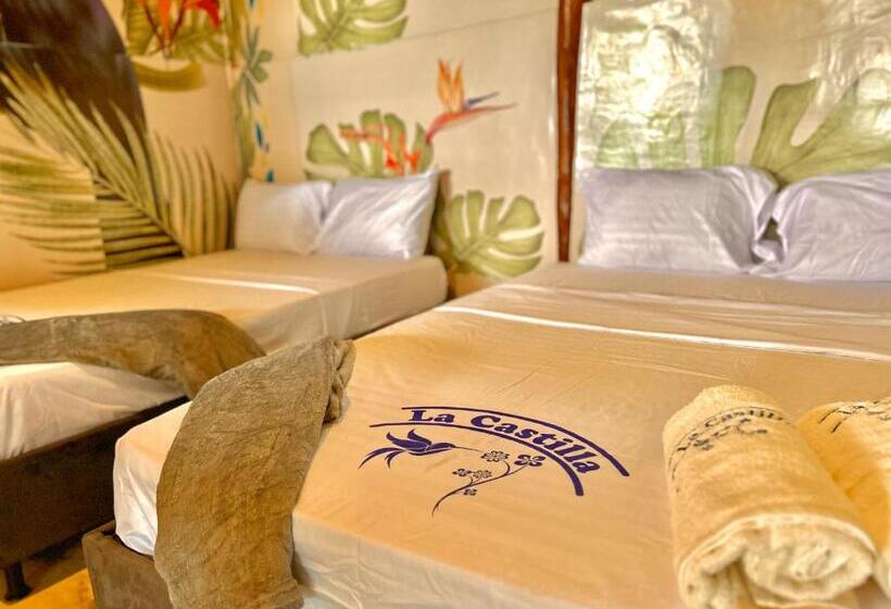 バスルーム共同エコノミー4人部屋, La Veranda Hotel & Restaurant