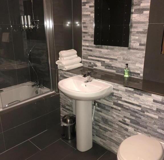 Семейный Номер Вид на Море, The Grey Gull