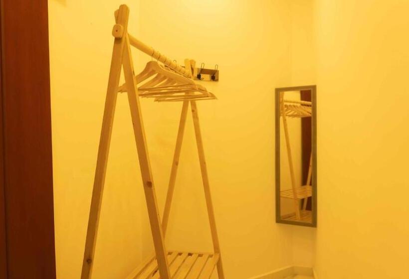 ２ベッドルームハウス, La Veranda Hotel & Restaurant