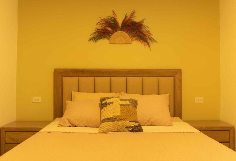 ２ベッドルームハウス, La Veranda Hotel & Restaurant