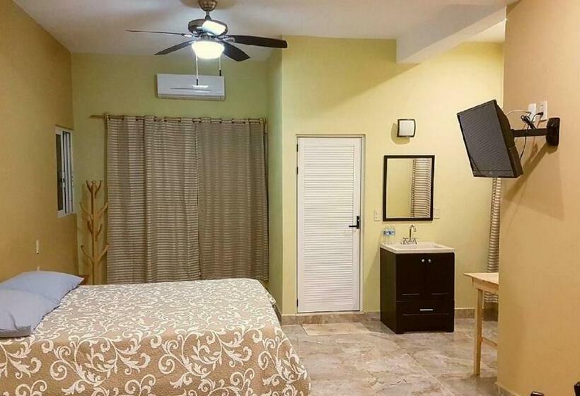 بنگله خانوادگی, Ito Mar Azul