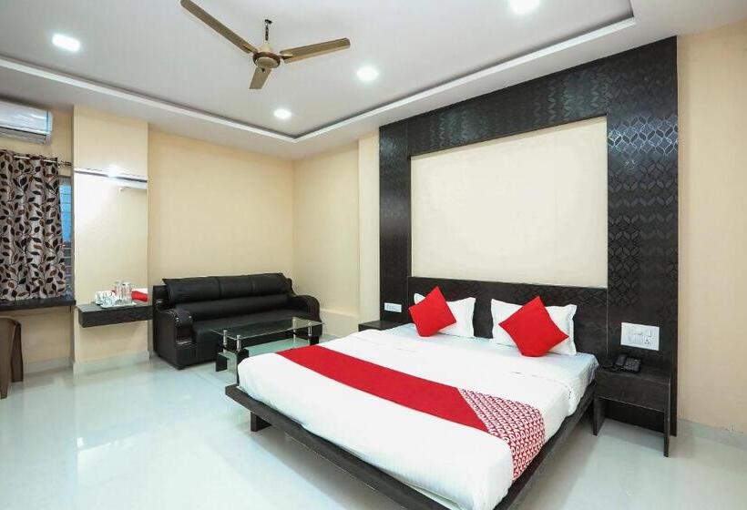 Suite Deluxe Letto King, Suvarna Suits