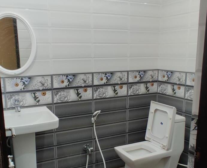 Suite Deluxe Letto King, Suvarna Suits