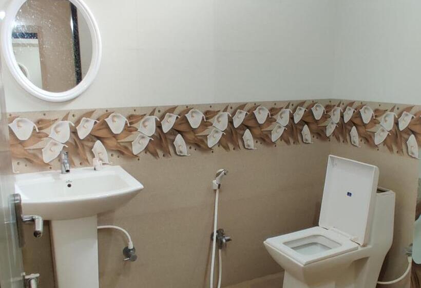 Camera Superiore Letto King, Suvarna Suits