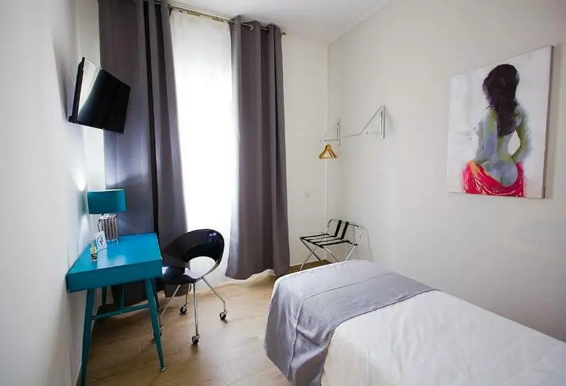 اتاق استاندارد یک نفره, Pvrooms