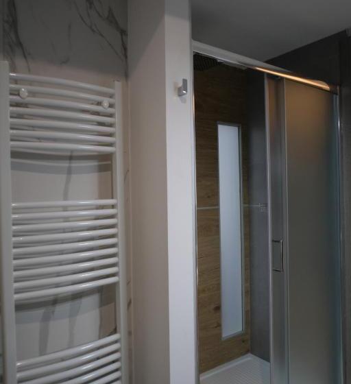 اتاق استاندارد, Pvrooms