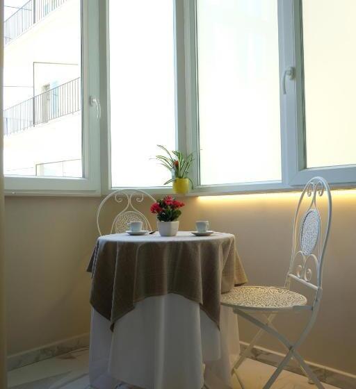 اتاق استاندارد, Pvrooms