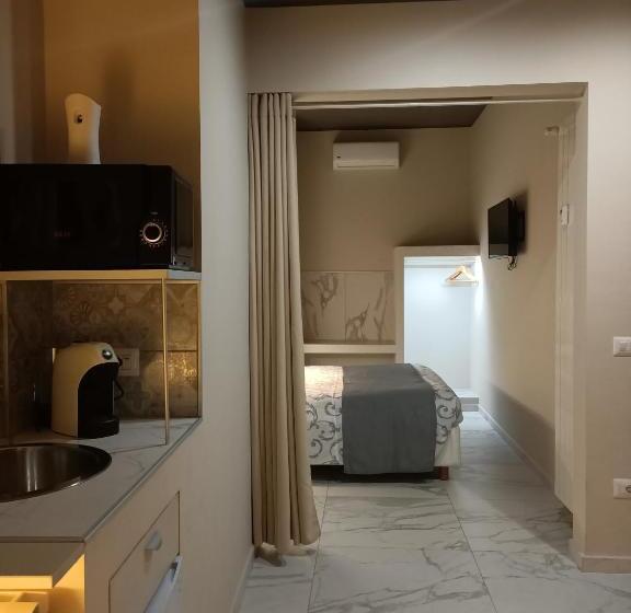 اتاق استاندارد, Pvrooms