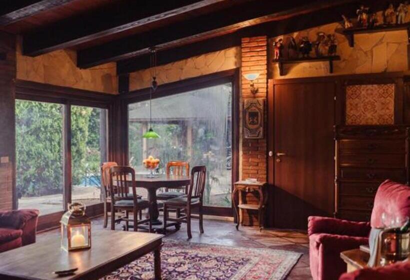 经典四人房间, Small Paradise Palermo