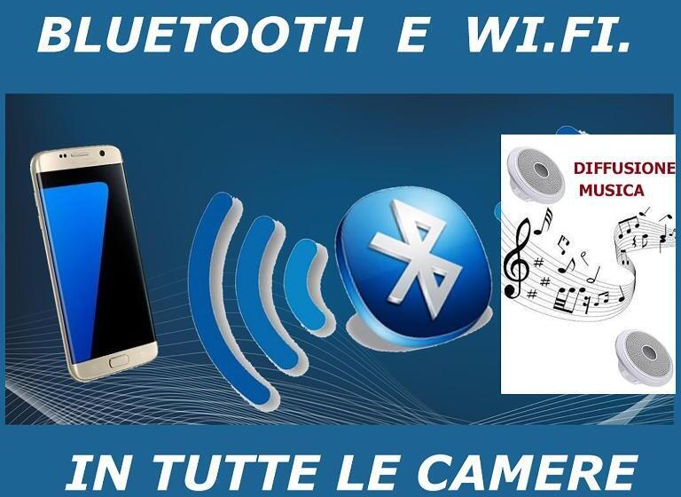 四人标准间, Small Paradise Palermo