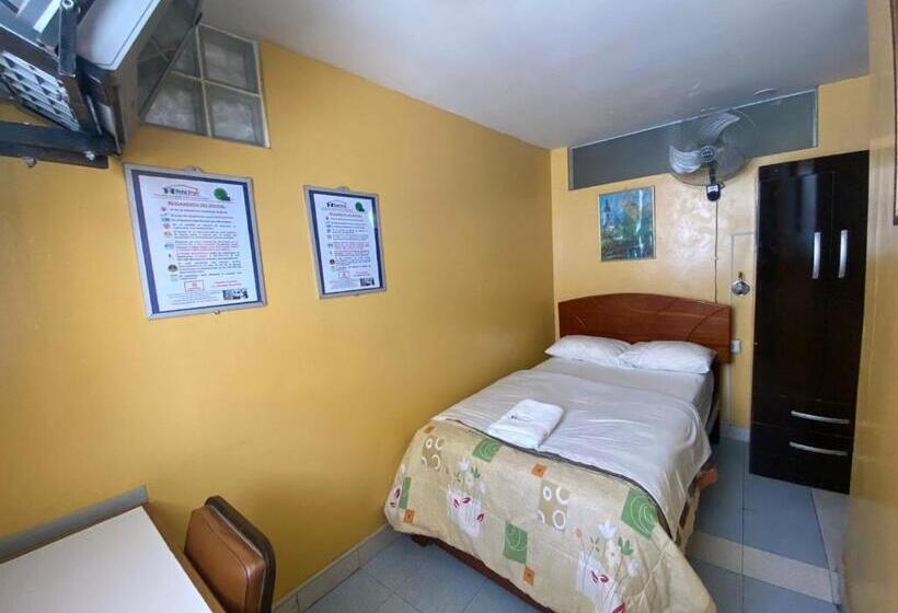 اتاق لوکس یک تخته, Hostal Hogar 3 Estrellas Chepén