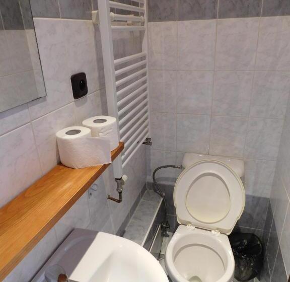 5人标间, Pension U Mojmíra