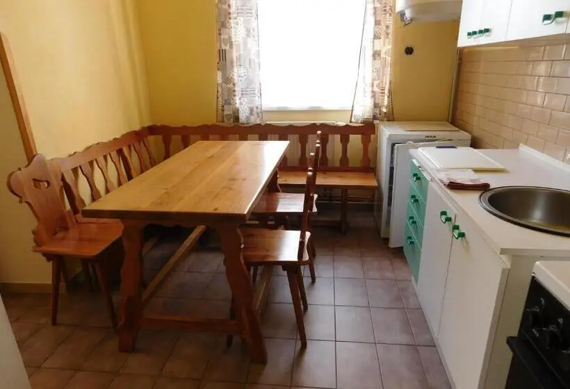 آپارتمان 2 خوابه, Pension U Mojmíra
