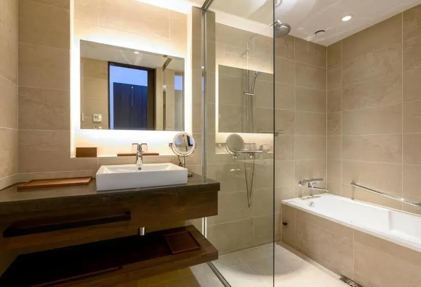 スイート, Yu Kiroro, Ski In Ski Out Luxury Residences