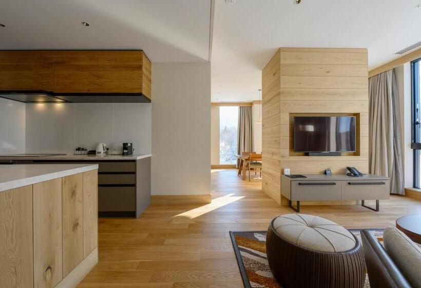 דירת סופריור  חדרי שינה, Yu Kiroro, Ski In Ski Out Luxury Residences