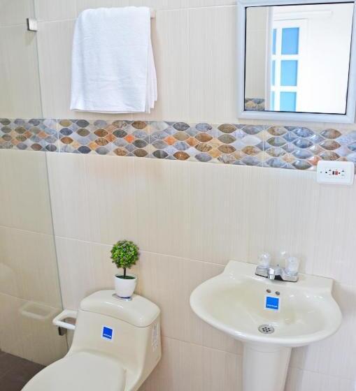 חדר סטנדרט, Summer Breeze