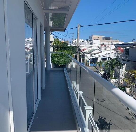 חדר משפחתי, Summer Breeze