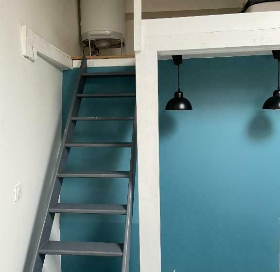 标准工作室, Appartshotels De Ville