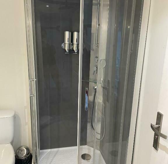 标准工作室, Appartshotels De Ville