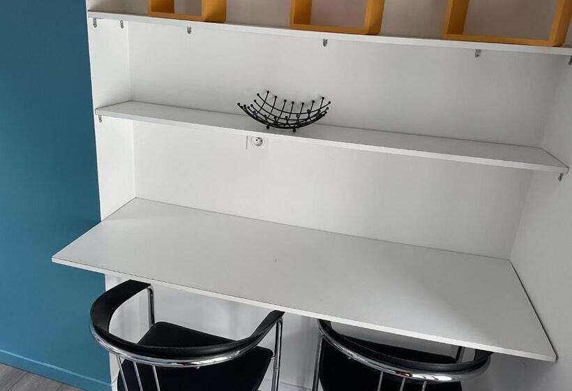 标准工作室, Appartshotels De Ville