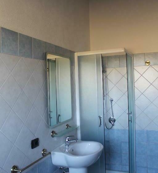 غرفة قياسية ثلاثية, Agriturismo Costa Verde