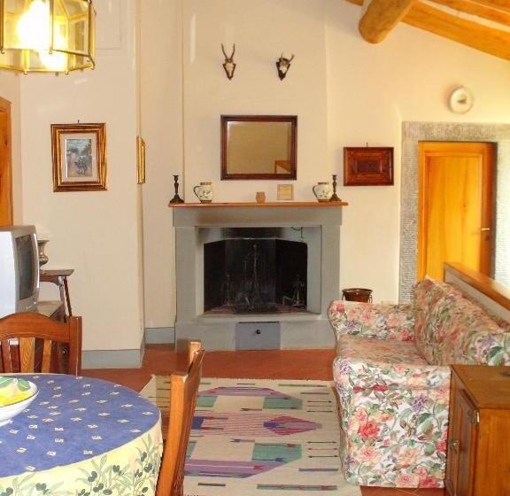 침실 2개 아파트, Agriturismo Montereggi