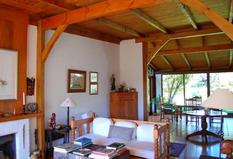 Дом 4 Спальни, Four Fields Farm