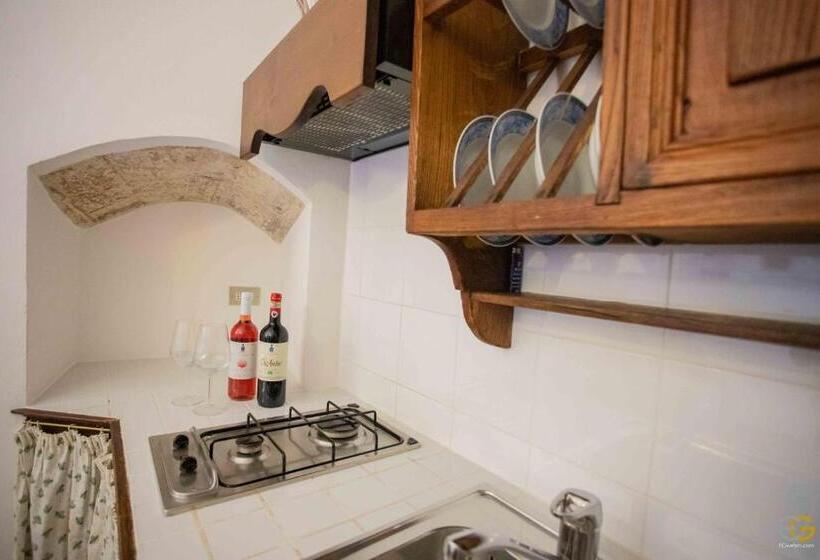 דירת חדר בקומת קרקע, Terre Di Melazzano   Le Case Di Chiara