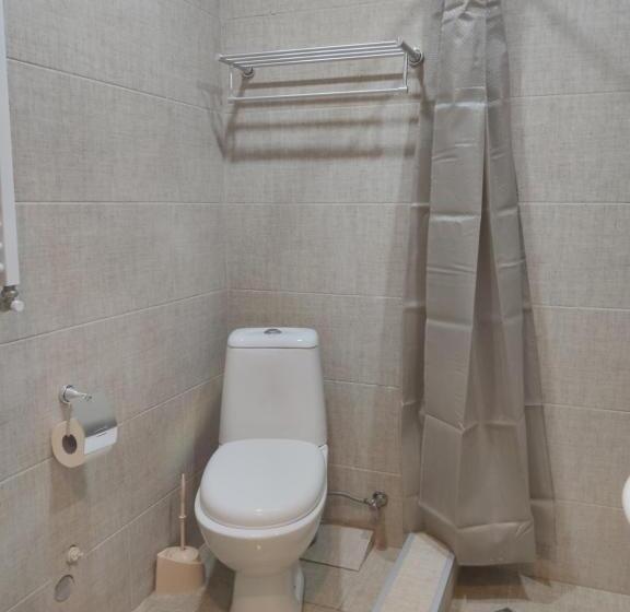 اتاق استاندارد, Akaki's Guesthouse