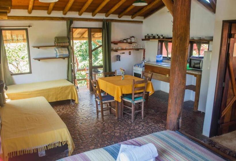 Estúdio Familiar, Pousada Gopak