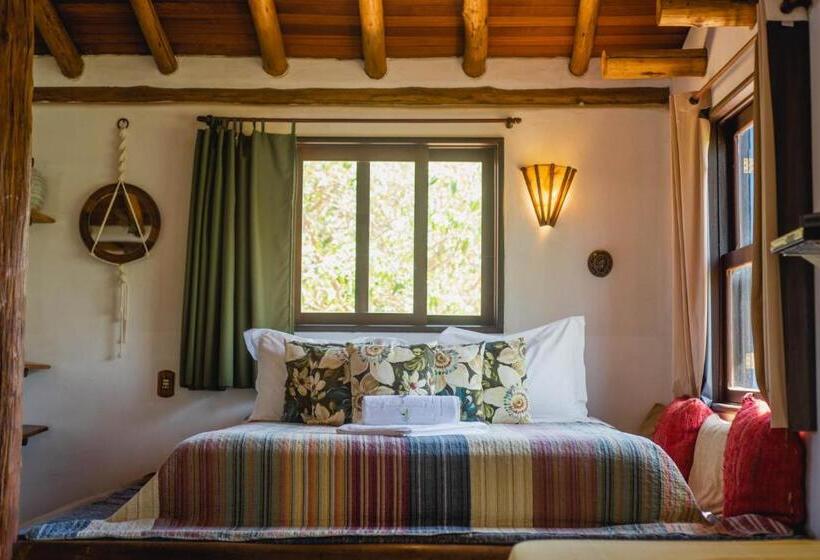 Estúdio Familiar, Pousada Gopak