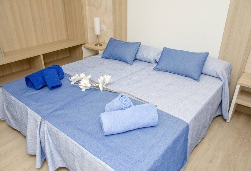 شقة 3 غرف, Apartamentos Maribel