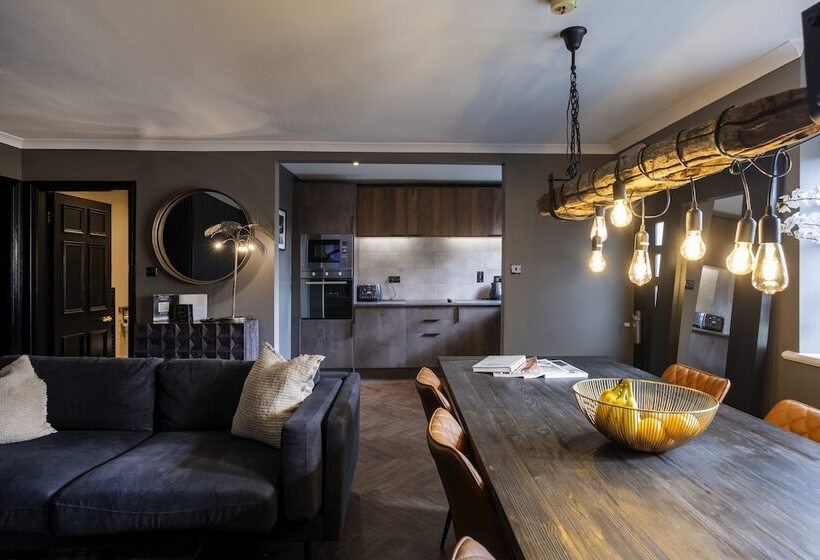 Дом 1 Спальня, Derwent Manor Boutique