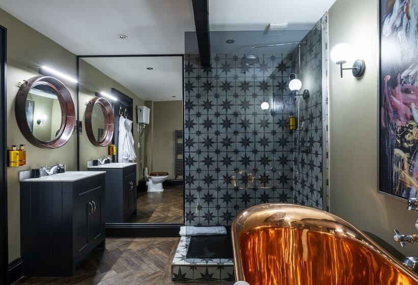 Family Suite, Derwent Manor Boutique