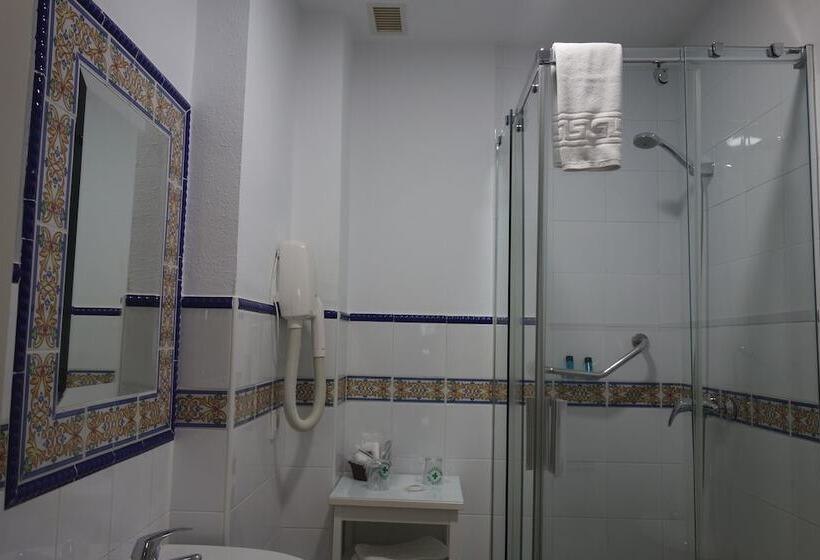 اتاق استاندارد یک نفره, Doña Lina