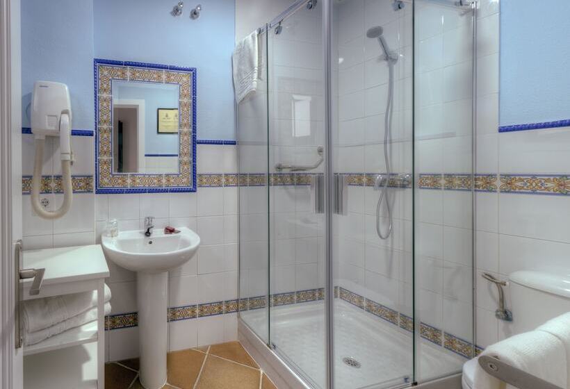 اتاق استاندارد, Doña Lina