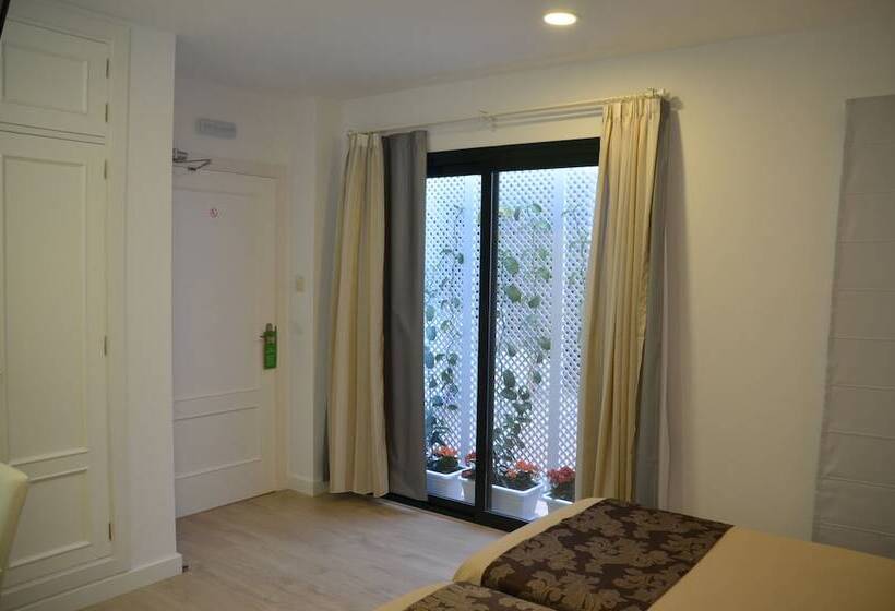 اتاق استاندارد, Doña Lina