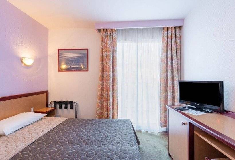 اتاق استاندارد, Gabriel   Réouverture En 2025