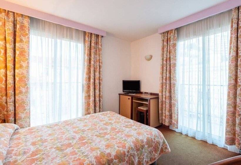 اتاق استاندارد, Gabriel   Réouverture En 2025