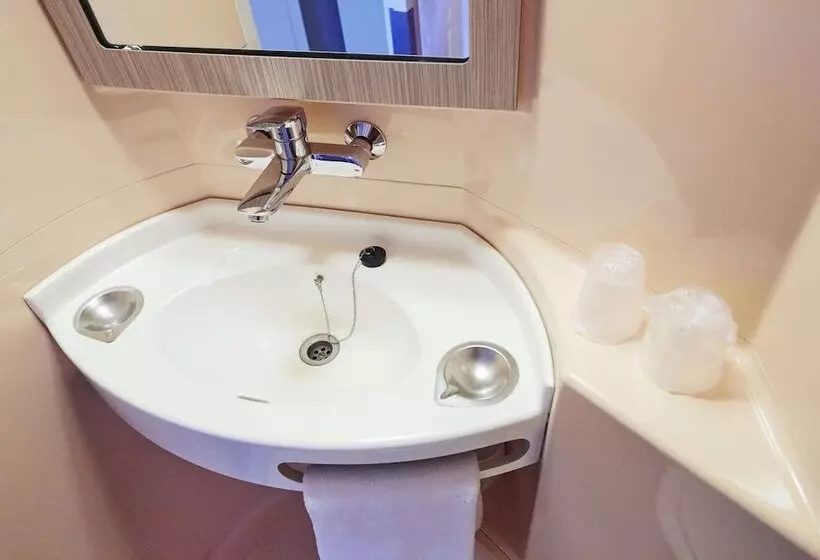スタンダードルーム, Kyriad Direct Annemasse Genève