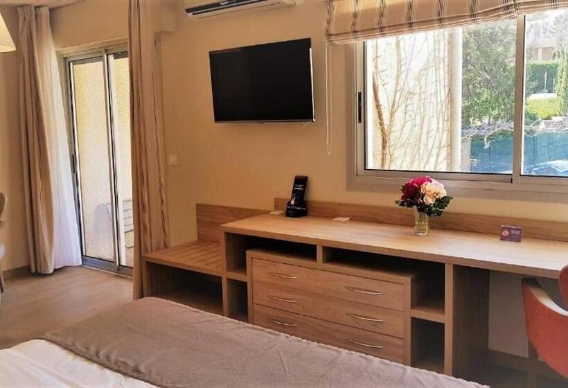 高级工作室, Lou Paradou