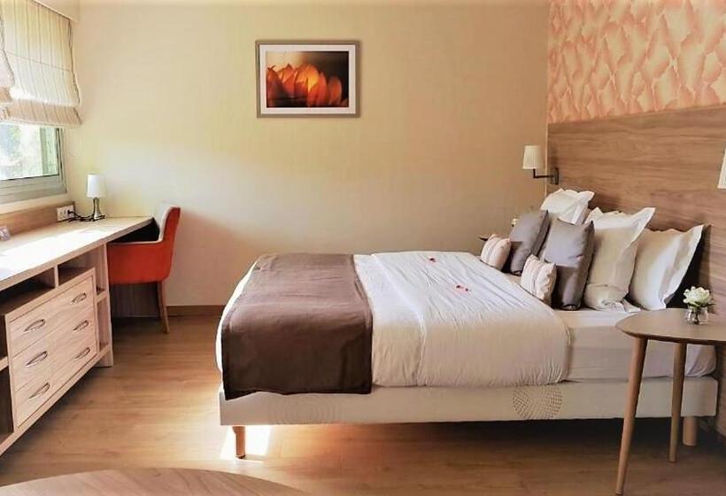 高级工作室, Lou Paradou