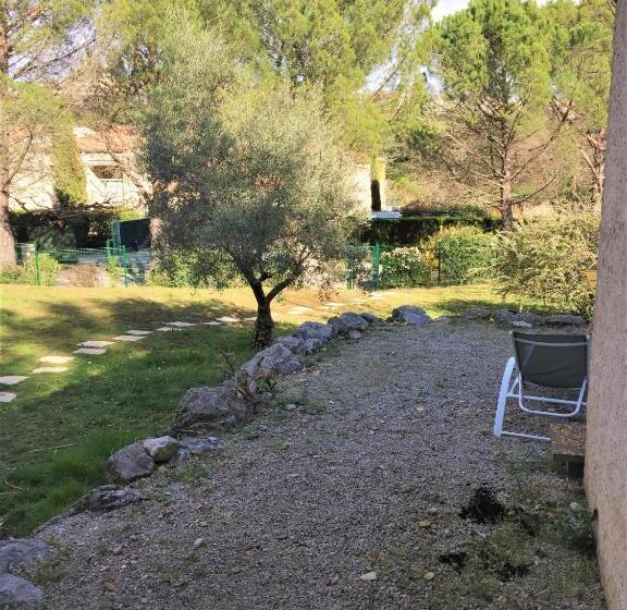 带1个卧室的别墅, Lou Paradou