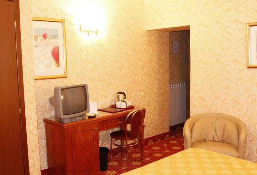 חדר סטנדרט, Pace Helvezia