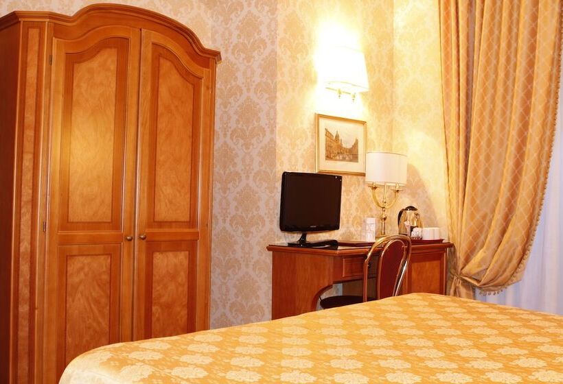 חדר סטנדרט יחיד, Pace Helvezia